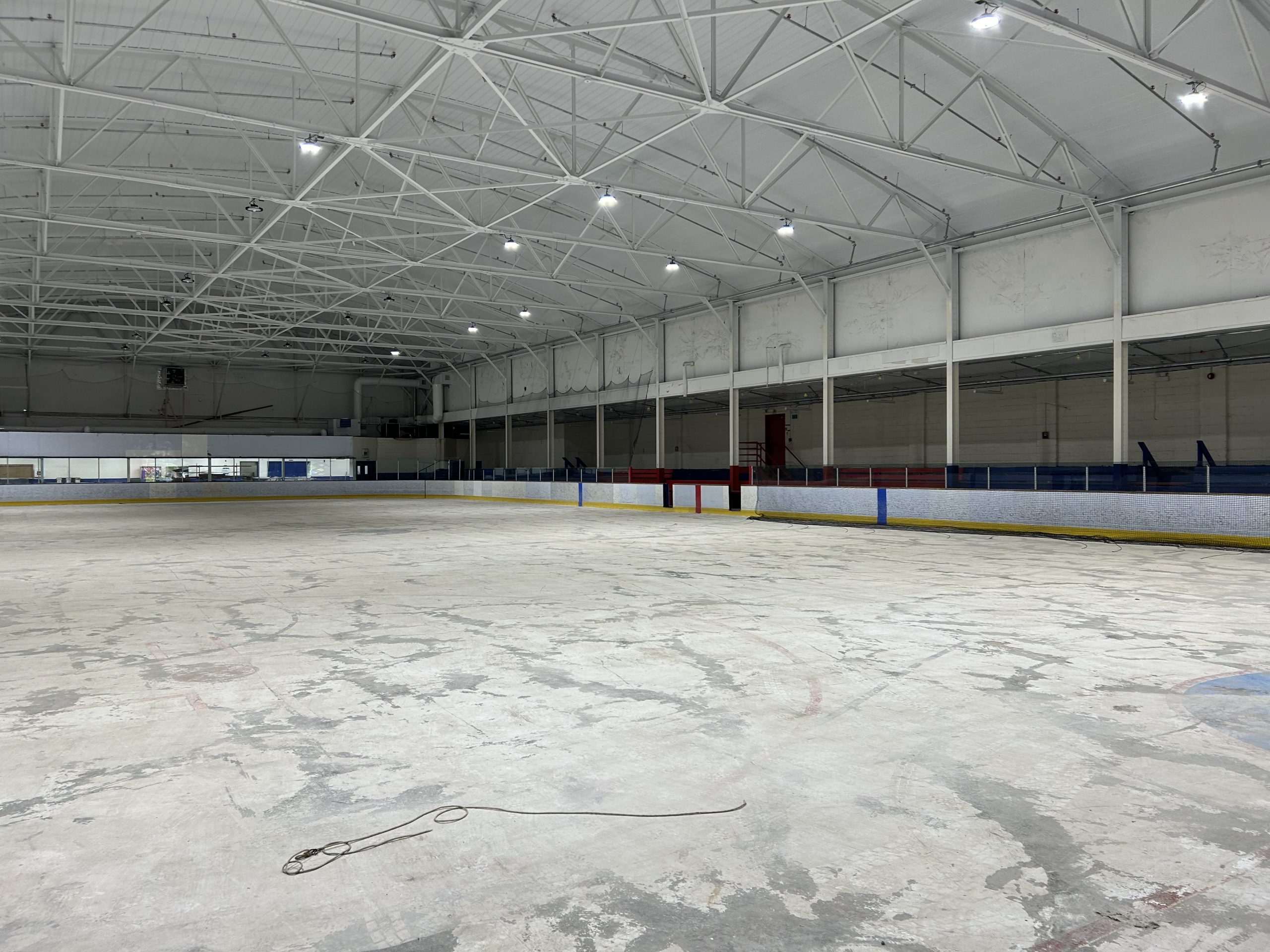 Aréna Gilles-Lupien - Rénovations en cours - Plafond